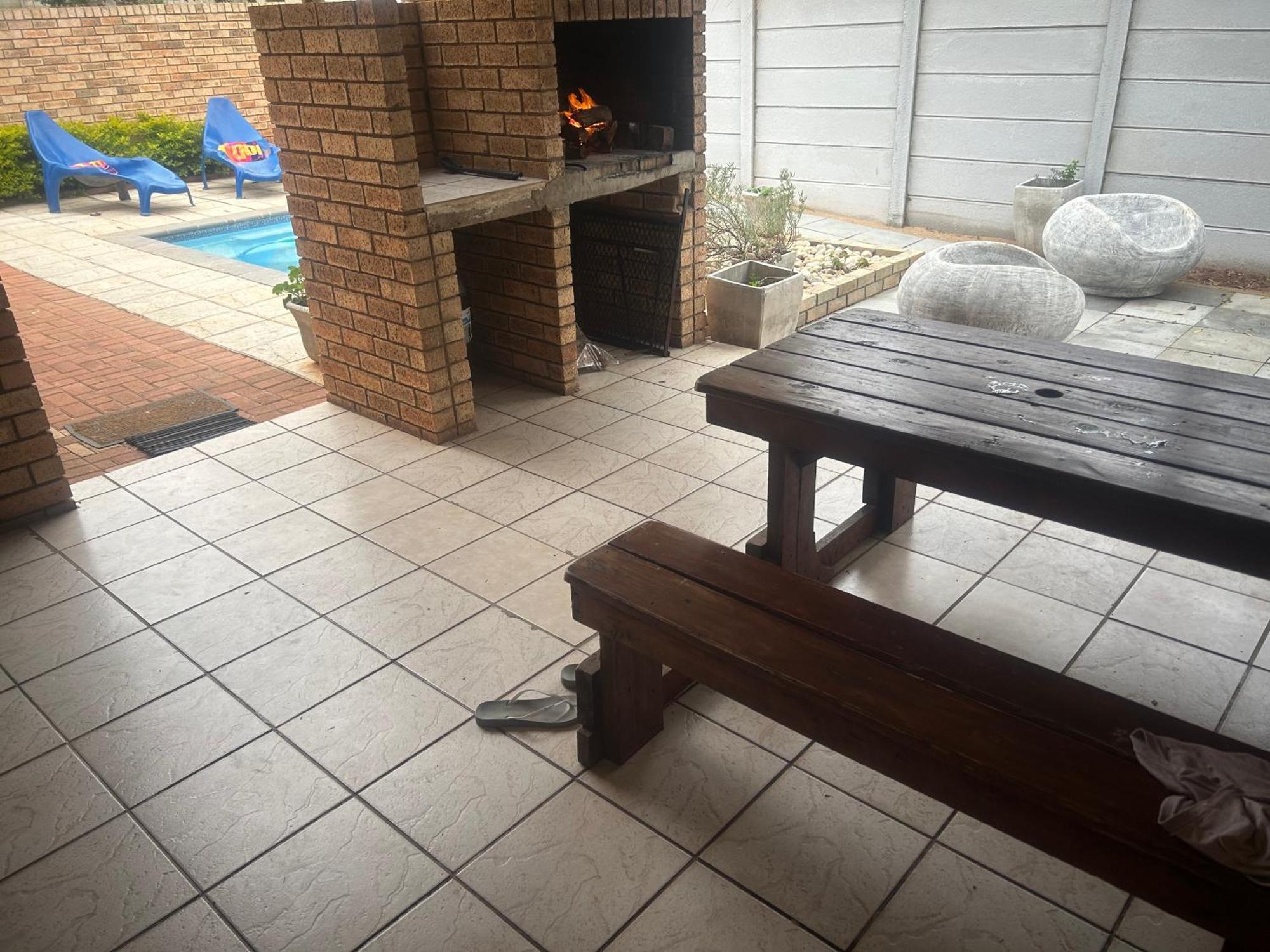 Jbay Tides Holiday home Jeffreys Bay