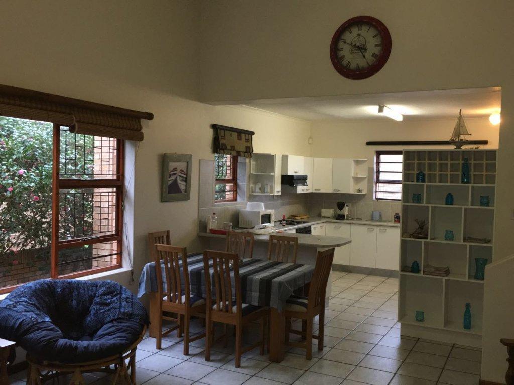 Jbay Tides Holiday home *