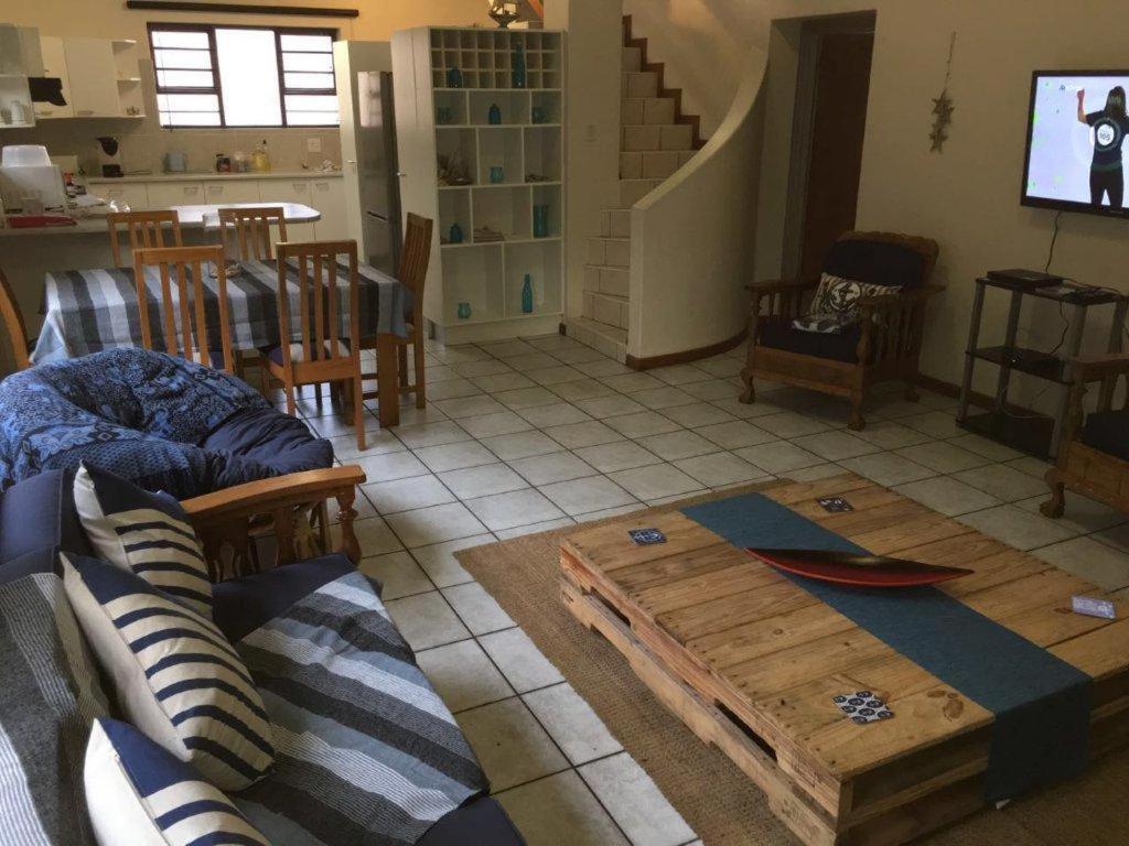 Jbay Tides Holiday home